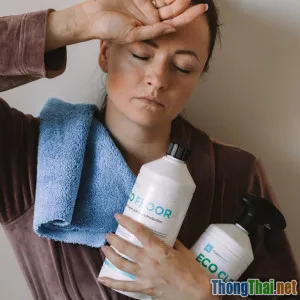 Bạn có nên lau nhà bằng xà phòng chuyên dụng hay không