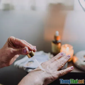 Cách lựa chọn serum chống lão hóa phù hợp tuổi 30