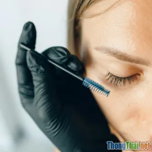 Câu Hỏi Thường Gặp Về Trang Điểm Mắt