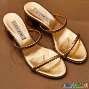 Có gì trong tủ đồ dự tiệc của các fashionista Việt mùa hè này