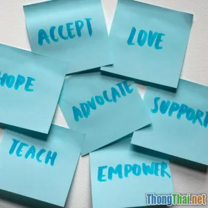 Danh Sách Sách Hay Giúp Rèn Luyện Suy Nghĩ Tích Cực