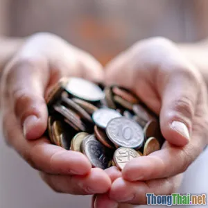 Đầu tư cho bản thân hay tích lũy tài chính đâu là ưu tiên nên chọn