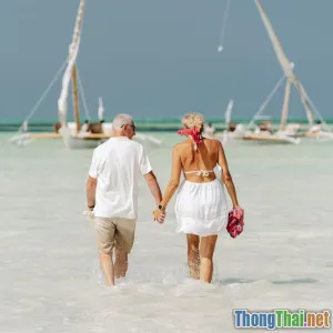 Du Lịch Cặp Đôi: Tình Yêu Gắn Kết Qua Những Hành Trình