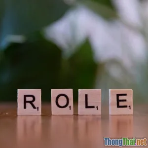 Bạn có nên vừa học tiếng Anh vừa xem phim phụ đề tự động