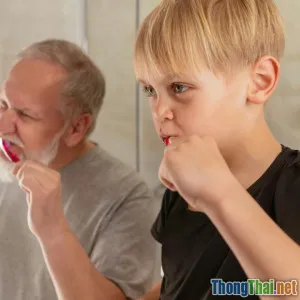 Những thói quen buổi sáng tăng sức đề kháng mùa dịch cho trẻ và người già