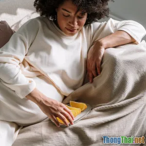 5 thói quen nguy hại mẹ bầu cần tránh ngay