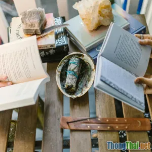 Review 7 cuốn sách tâm linh được các bậc thầy khuyên đọc năm nay