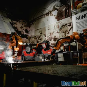 Robot công nghiệp liệu có đe dọa việc làm truyền thống
