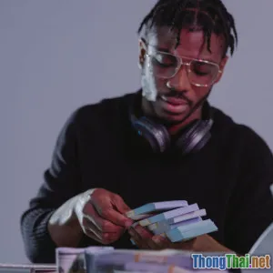 So sánh lãi suất gửi tiết kiệm giữa các ngân hàng năm 2024