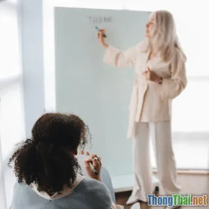 Bí quyết nghe phim tiếng Anh không cần phụ đề