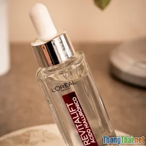 Sự thật về trào lưu trang điểm glass skin trên mạng xã hội