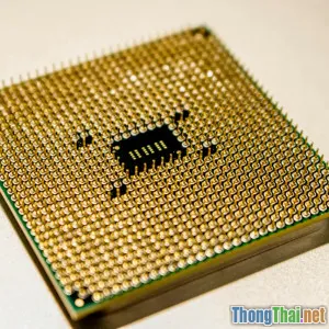 So sánh tốc độ lưu trữ dữ liệu lớn giữa cloud và server truyền thống 2024