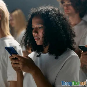 Tâm lý học xã hội: Sự ảnh hưởng của nhóm đối với hành vi cá nhân