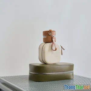 Túi xách mini liệu có thay thế túi to lên ngôi